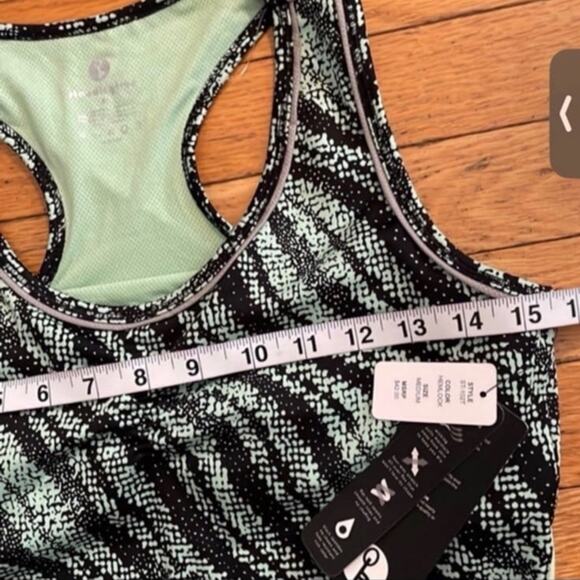 NEW Womens Size M Standingtree Yoga Workout Shirt Black and green Built-in bra 9 - Picture 4 of 5